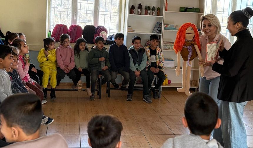 Köylerde Masal Dinletileri Hasankeyf’te Çocuklarla Buluştu
