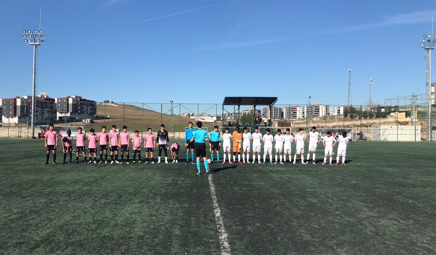 1955 Batman Belediye Spor U14 Takımı Farklı Yenildi: 6-0