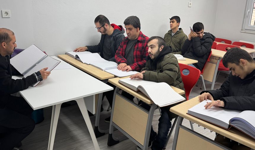 Görme Engellilere Işık Olan Anlamlı Eğitim