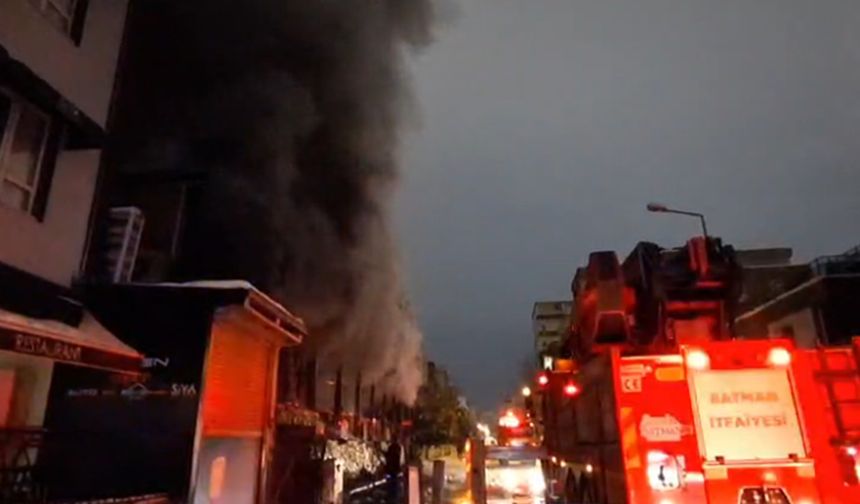 Batman’da Gece Yarısı Alevler Yükseldi: Kafe Küle Döndü