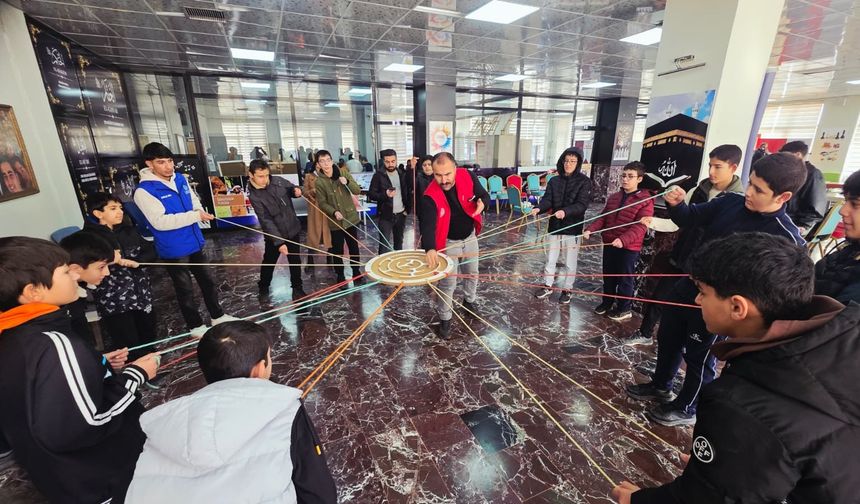 Batman’da Gençler Kampta Buluştu