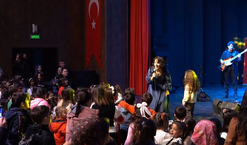Batman’da Minik Yürekler Müzikle Buluştu