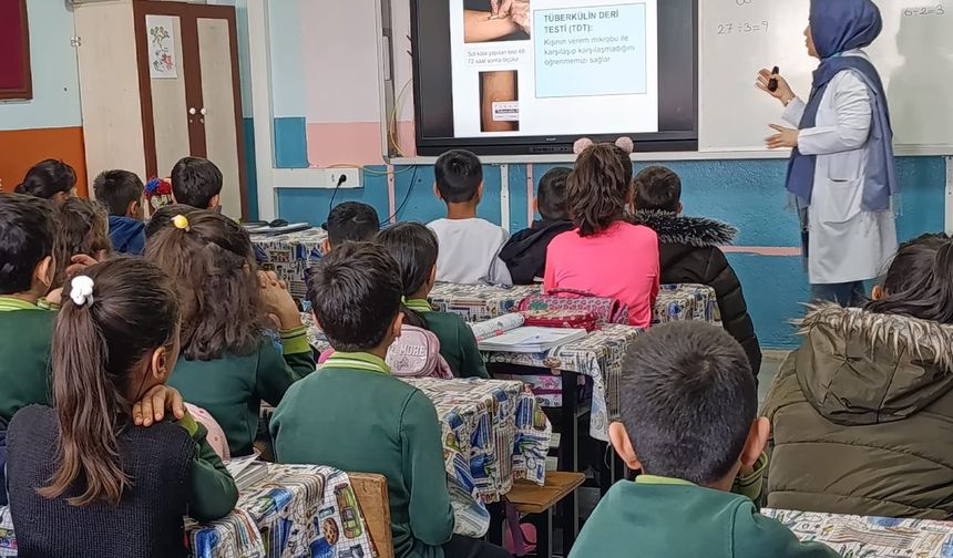 Gercüş’te 450’den Fazla Kişiye Hayati Bilgilendirme