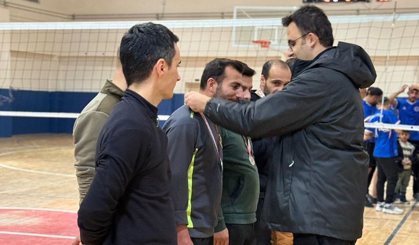 Hasankeyf’te Voleybol Turnuvası Tamamlandı