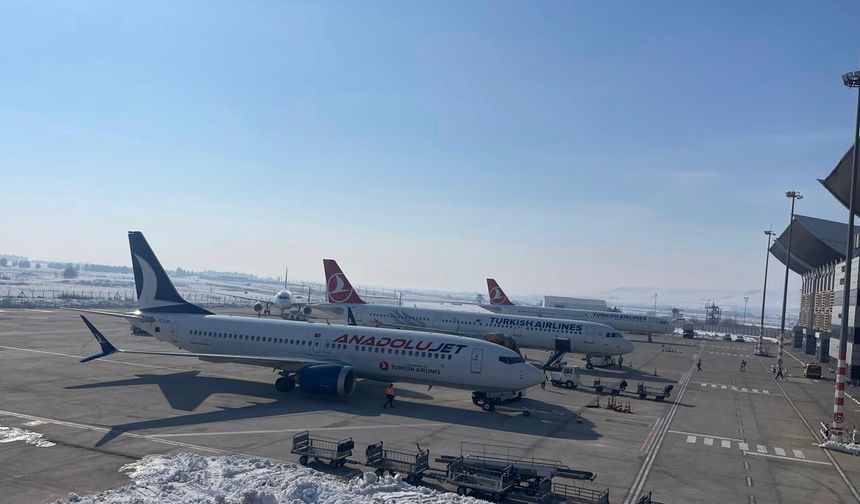 Havalimanı Aralık Ayında 62 Bin 812 Yolcuya Hizmet Verdi