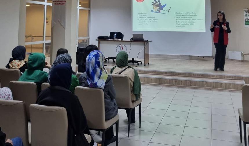 Kız Öğrencilere Şiddete Karşı Güçlü Mesaj