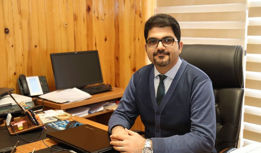 Prof. Dr. Aydın’dan Edebiyat ve Felsefeyle İnsan Merkezli Bir Okuma