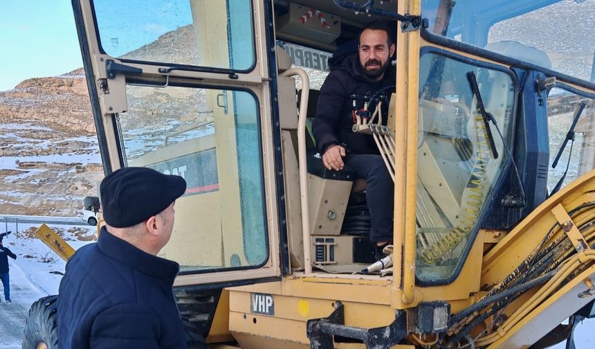 Vali Canalp’ten Karla Mücadele ekibine Teşekkür