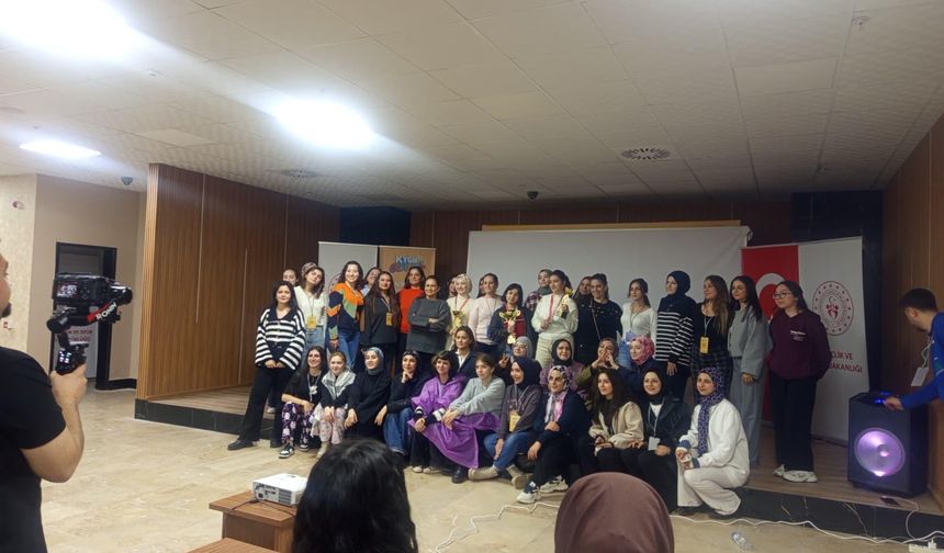 Batmanlı Öğrenciler Medyayı Yerinde Öğrendi