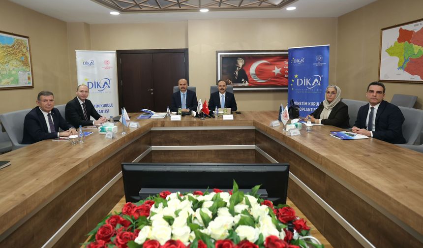 BATSO BAŞKANI DEMİR, DİKA TOPLANTISINA KATILDI