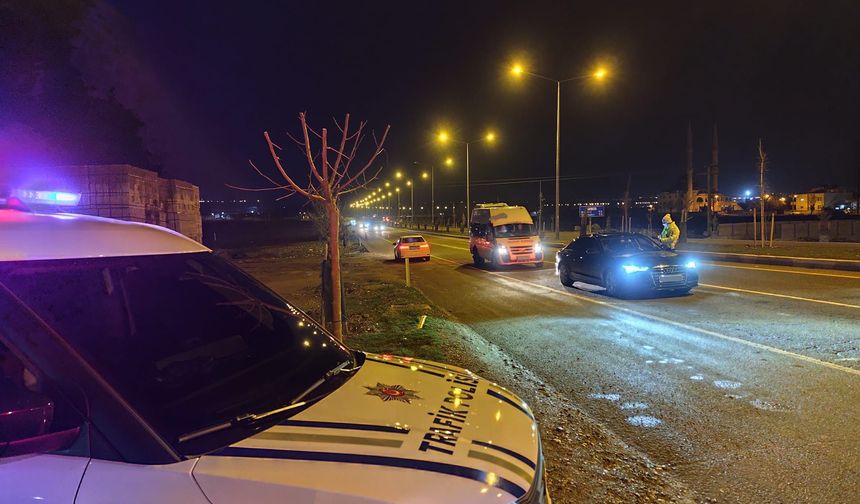 Gece Denetimleri Sıkılaştı: Radar ve Alkol Kontrolleri Sürüyor