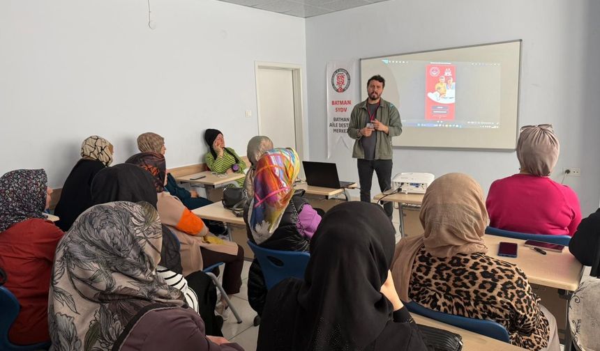 Aile Eğitimi Programı ile Bilinçli Ebeveynlik Adımı