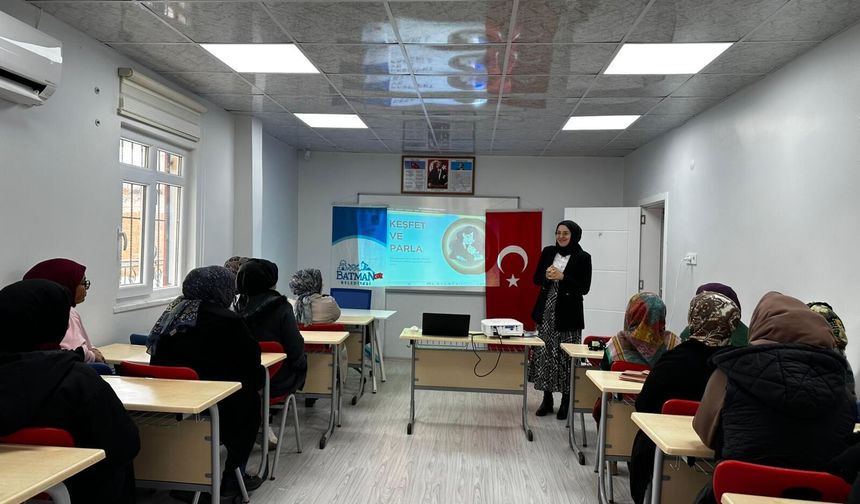 Anneler Çocukların Geleceğine Rehber Oluyor