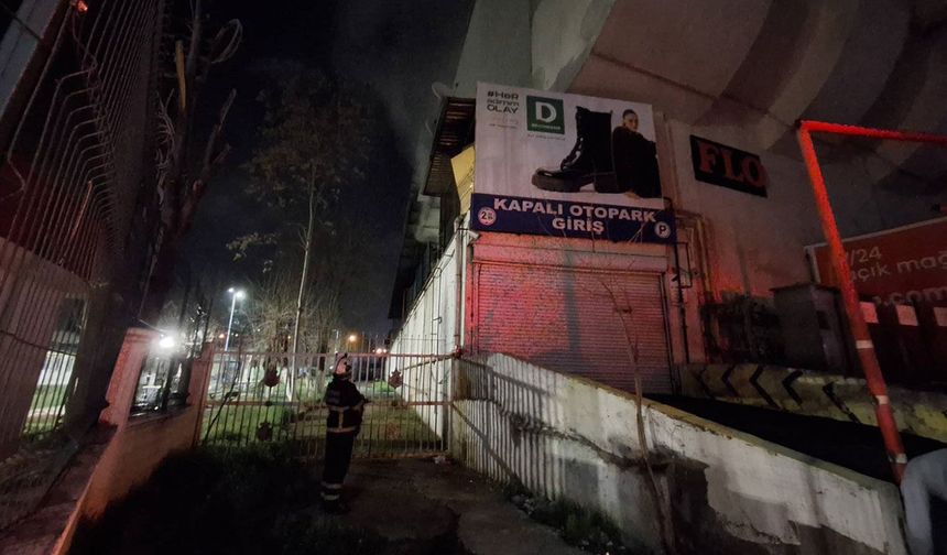 AVM’de Korkutan Yangın: Facianın Eşiğinden Dönüldü