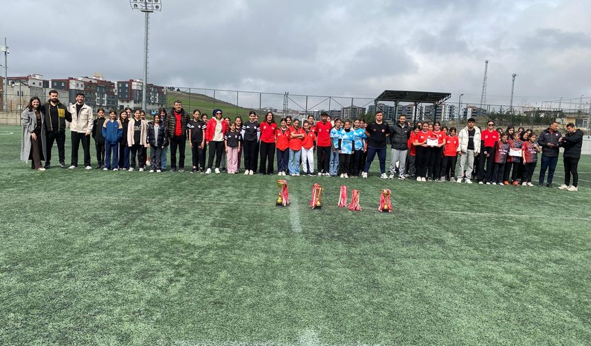 Aziz Sancar Ortaokulu il şampiyonu oldu