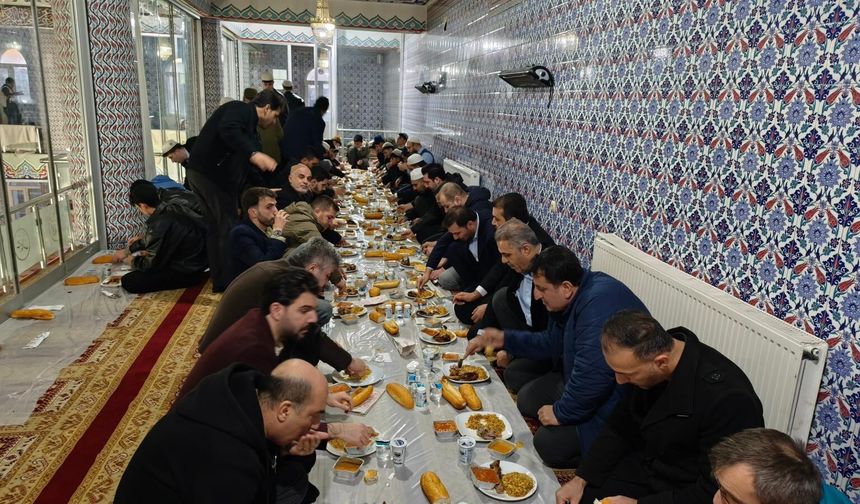 Başkan Şansi Ramazan’da Yoğun Temposunu Sürdürüyor