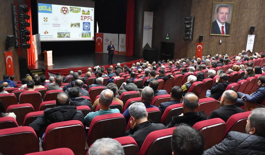 Eğitimde Gelecek Masaya Yatırıldı