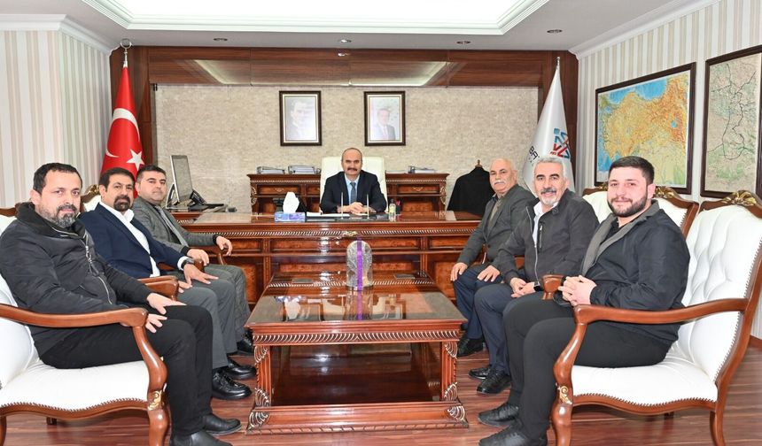 Tımoklular Derneği Yönetimi, Vali Canalp’i Ziyaret Etti
