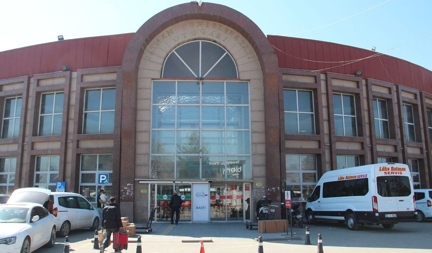 Yükselen akaryakıt ve maliyetler otobüs taşımacılığını zorluyor