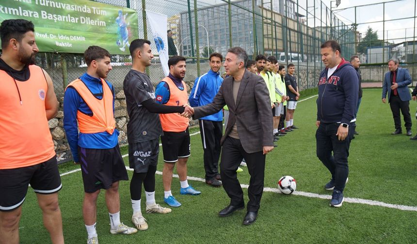 Batman Üniversitesi’nde Futbol Coşkusu: 11 Fakülte Şampiyonluk İçin Sahada!