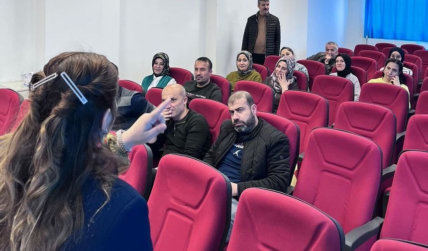 Batman’da Ailelere Güç Katan Eğitim: “Doğru İletişimle Büyük Değişim”