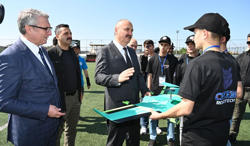 Batman’da Geleceğin Mucitleri Sahneye Çıktı