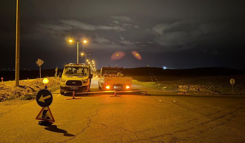 Batman’da Heyelan Alarmı! Üniversite Yolunda Tehlike Kısa Sürede Atlatıldı