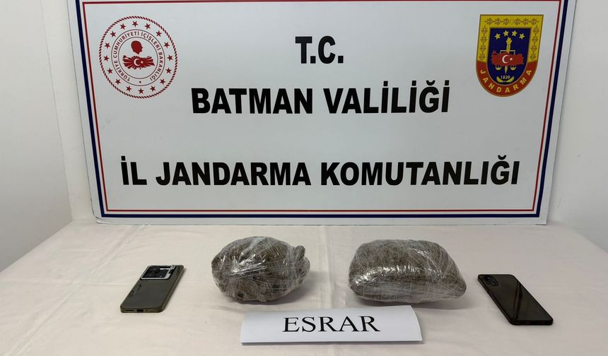 Diktepe’de Zehir Tacirine Darbe: 1 Kilo Esrarla Yakalandı!