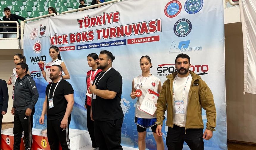 Diyarbakır’dan Türkiye’ye Damga! Kickboksta Madalya Yağmuru