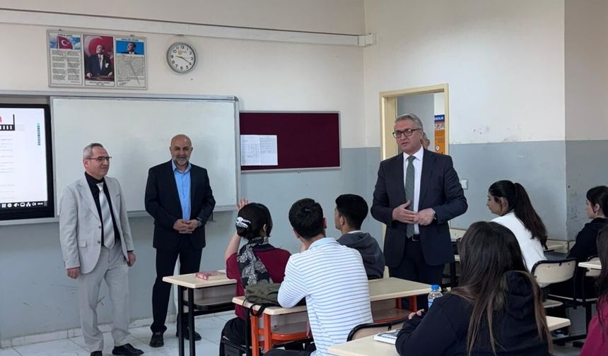 Farabi Anadolu Lisesi’nde YKS Motivasyon Ziyareti