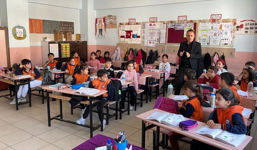 Geleceğin mimarları yola çıktı: Batman İşkur’dan gençlere kariyer pusulası