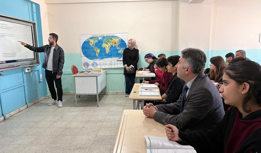 Köy Okulunda Öğrencilere Aziz Sancar İlhamı, Kütüphaneye Anlamlı Hediye