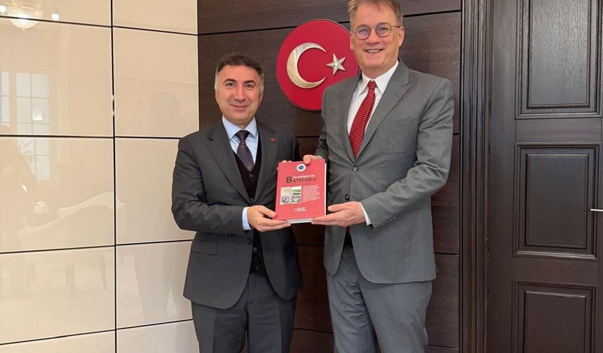 Rektör Demir’den Sırbistan Büyükelçisine Ziyaret