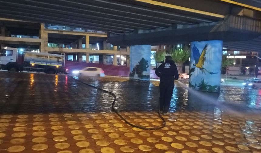 Sağanak Sonrası Seferberlik: Batman Sabahı Tertemiz Uyandı!
