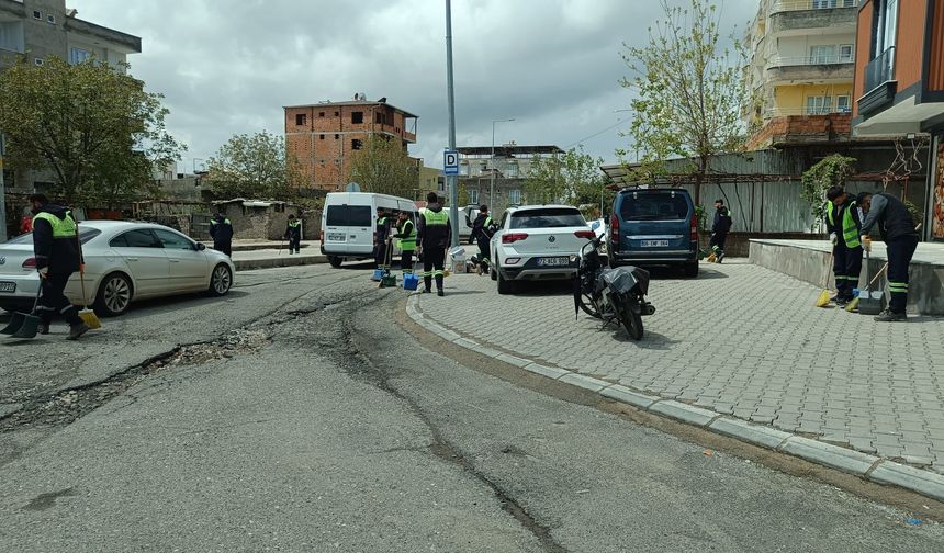 Yağmur Fırsata Dönüştü: Batman’da Cadde ve Sokaklar Pırıl Pırıl!