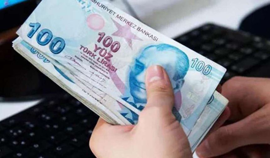 Emeklilerin ikramiye ve aylık ödemeleri bugün başlıyor
