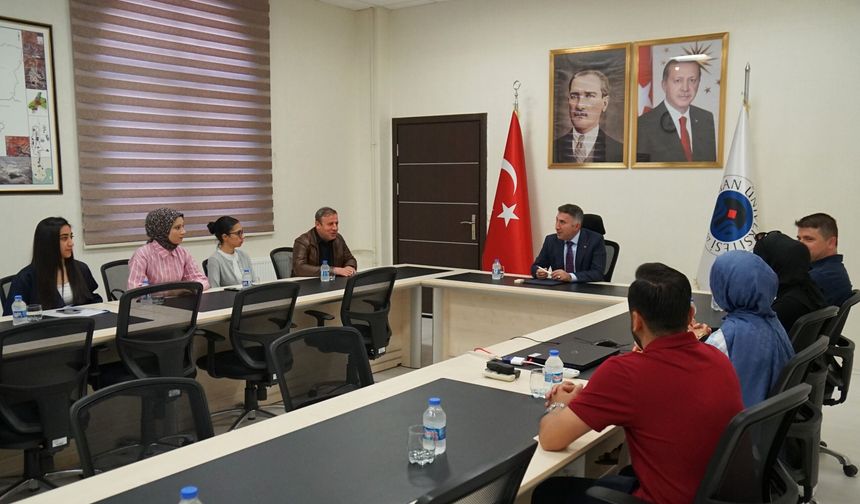Batman Üniversitesinde Dezenformasyonla Mücadele Hamlesi