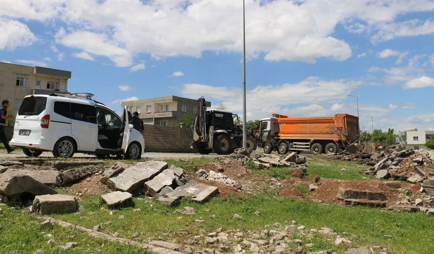Batman’da Dere Yatağına Döküm Yapan Kamyona Ceza Yağdı