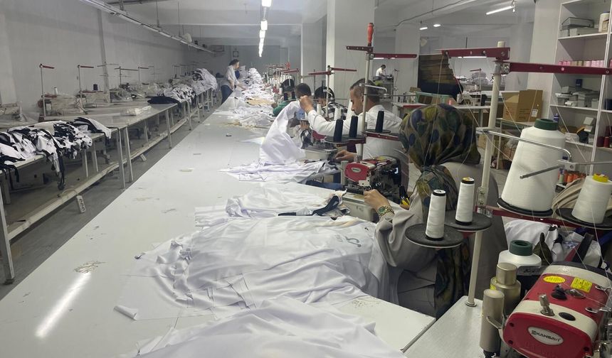 Batman’dan Dünyaya Forma İhracatı: Üretim Gücü ABD ve Avrupa Pazarında!