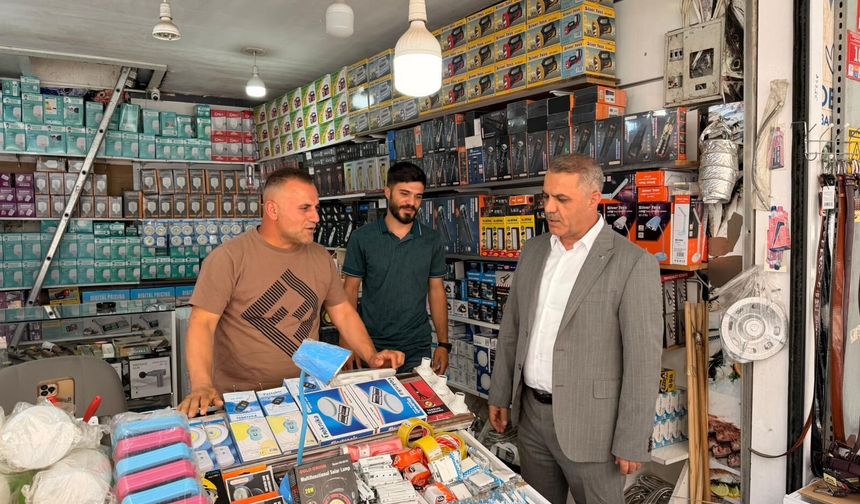 Bayram Arifesinde Batman Çarşısında Siyaset Mesaisi