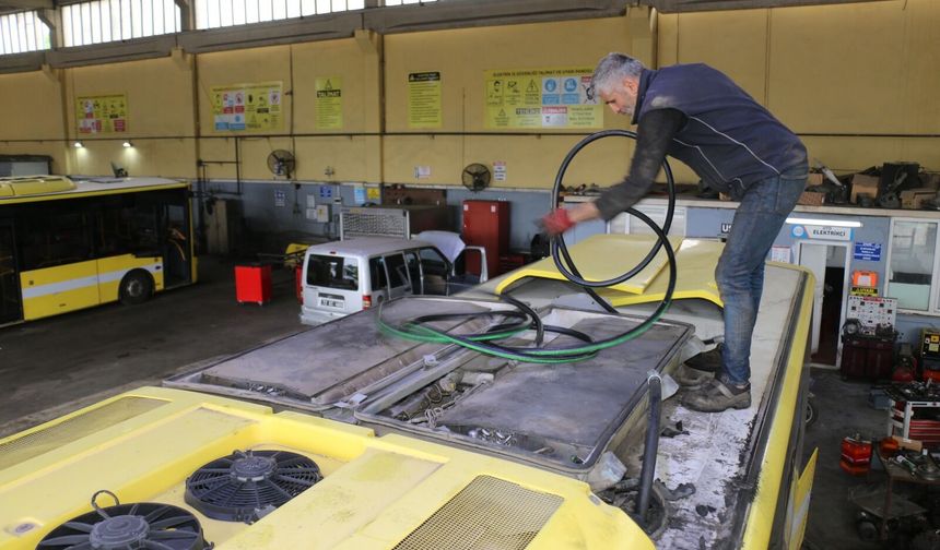 Belediyeden Toplu Taşıma Araçlarına Yaz Bakımı