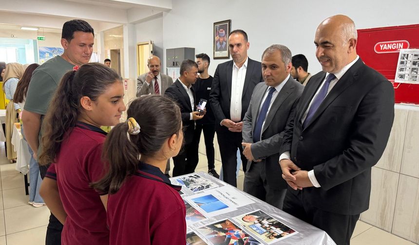 Beşiri’de Harezmi Rüzgarı: Öğrenciler Projeleriyle Bilim Şenliğinde Buluştu