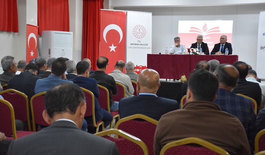 Eğitimde Kritik Zirve: Batman’daki Lise Müdürleri Aynı Masada Buluştu