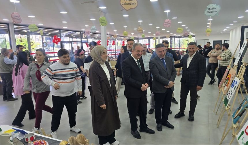 Engeller Sanata Dönüştü: Batman’da Yıl Sonu Sergisi Duygulandırdı