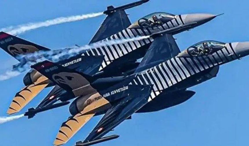 İstanbul F16 jet sesleri neden geliyor? İstanbul'da patlama mı oldu? İstanbul semaları SON DAKİKA!