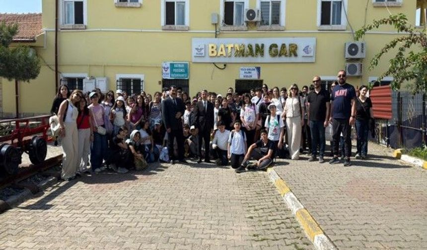Minik Yolculara Büyük Ders: Batman Garı’nda Demiryolu Güvenliği Eğitimi