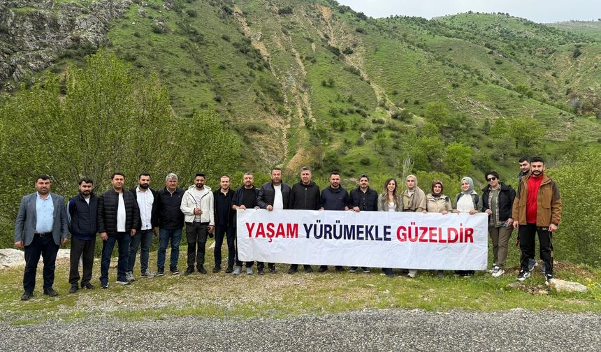Sağlık İçin Yürüdüler: Kozluk’ta Farkındalık Etkinliği