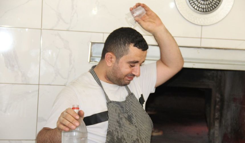 300 Derecelik Ocak, 45 Derecelik Hava: Ekmek Mesaisi Ateşle Yarışıyor
