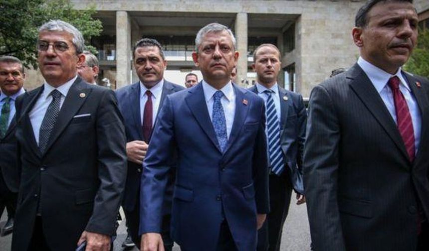 CHP PM ve Merkez Yönetim Kurulu düştü mü? CHP'nin kurultaya gitmesi zorunlu mu?