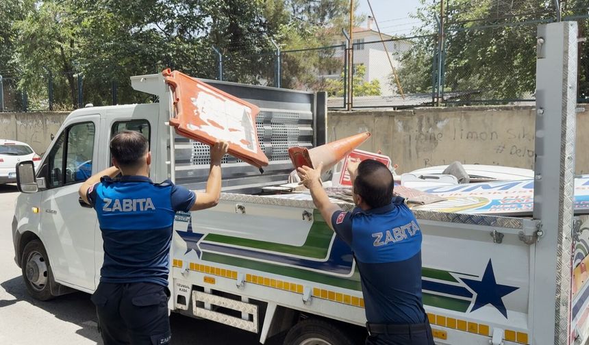 Edip Solmaz Caddesi ve Kıbrıs Şehitleri’nde Materyallere El Konuldu